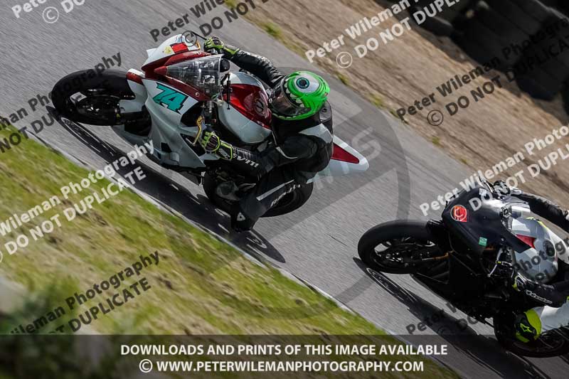 enduro digital images;event digital images;eventdigitalimages;lydden hill;lydden no limits trackday;lydden photographs;lydden trackday photographs;no limits trackdays;peter wileman photography;racing digital images;trackday digital images;trackday photos